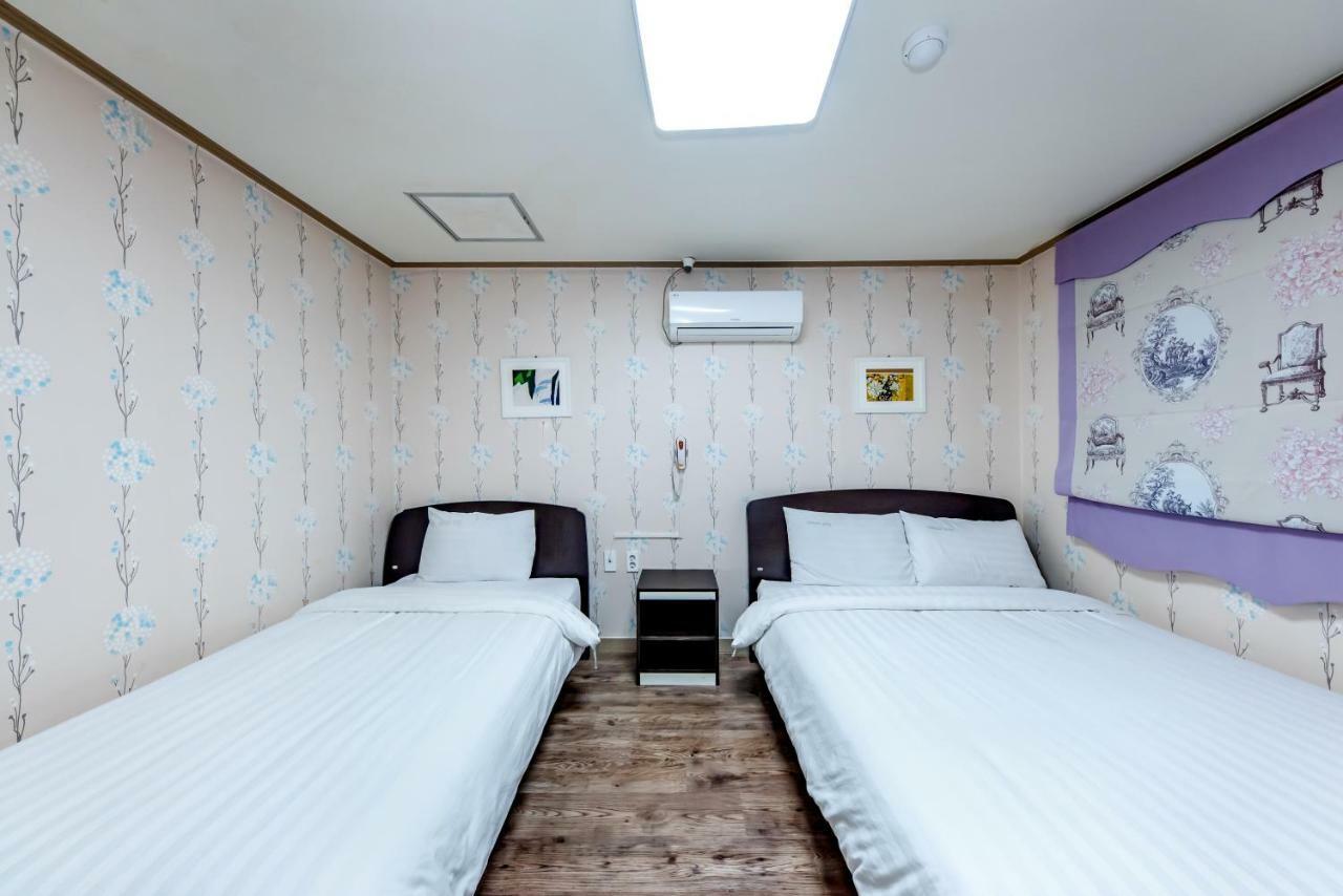 Tamragio Residence Hotel Чеджу Екстериор снимка