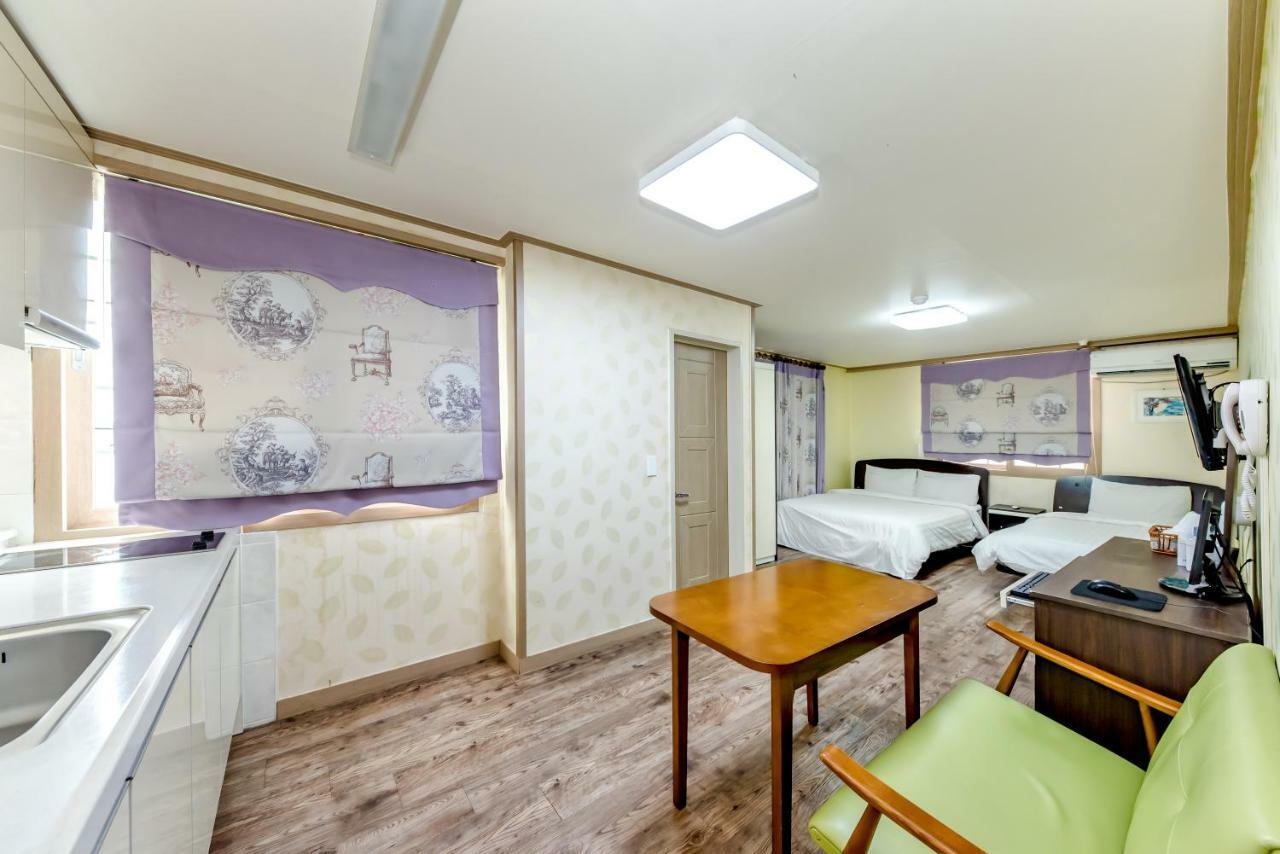 Tamragio Residence Hotel Чеджу Екстериор снимка