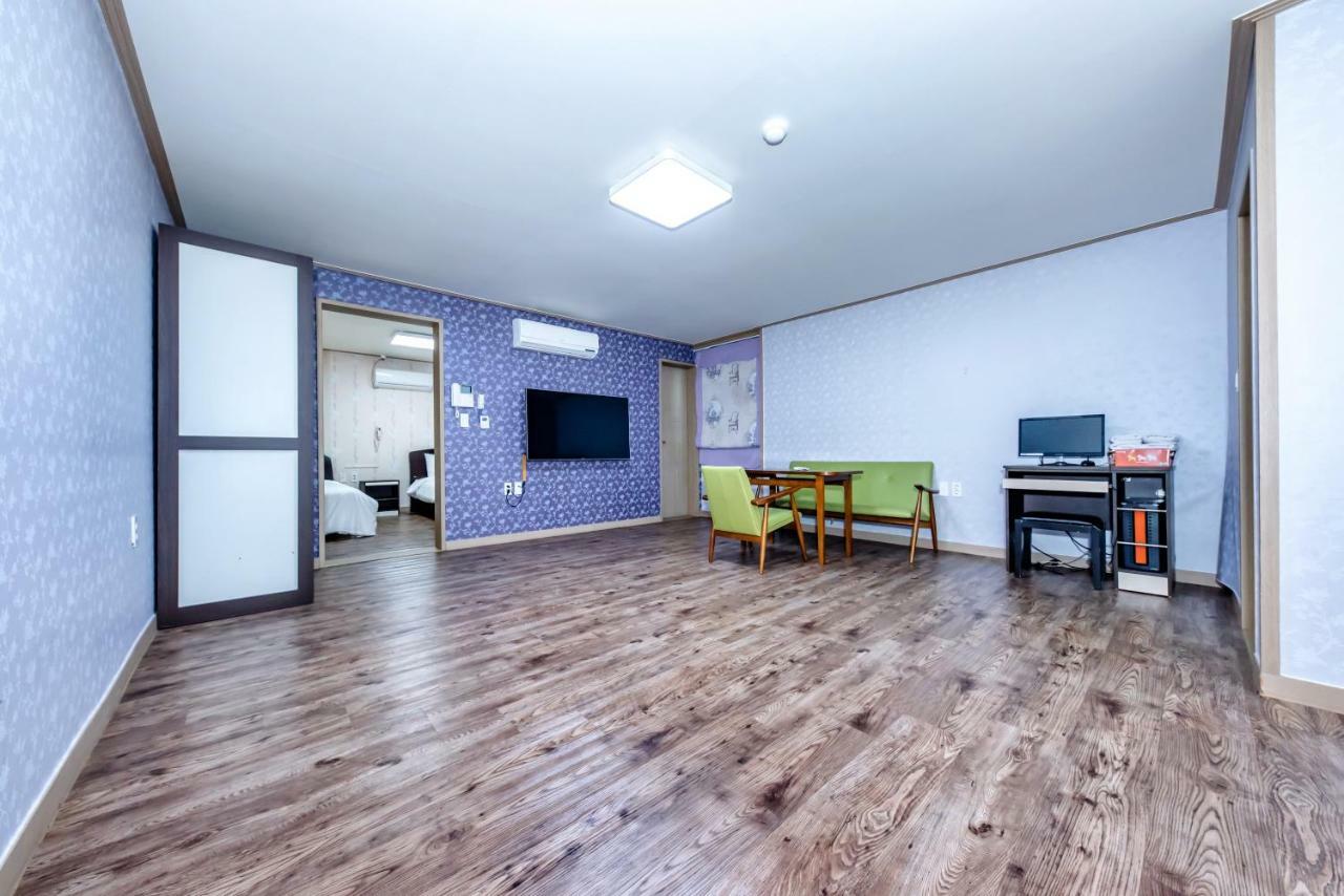 Tamragio Residence Hotel Чеджу Екстериор снимка