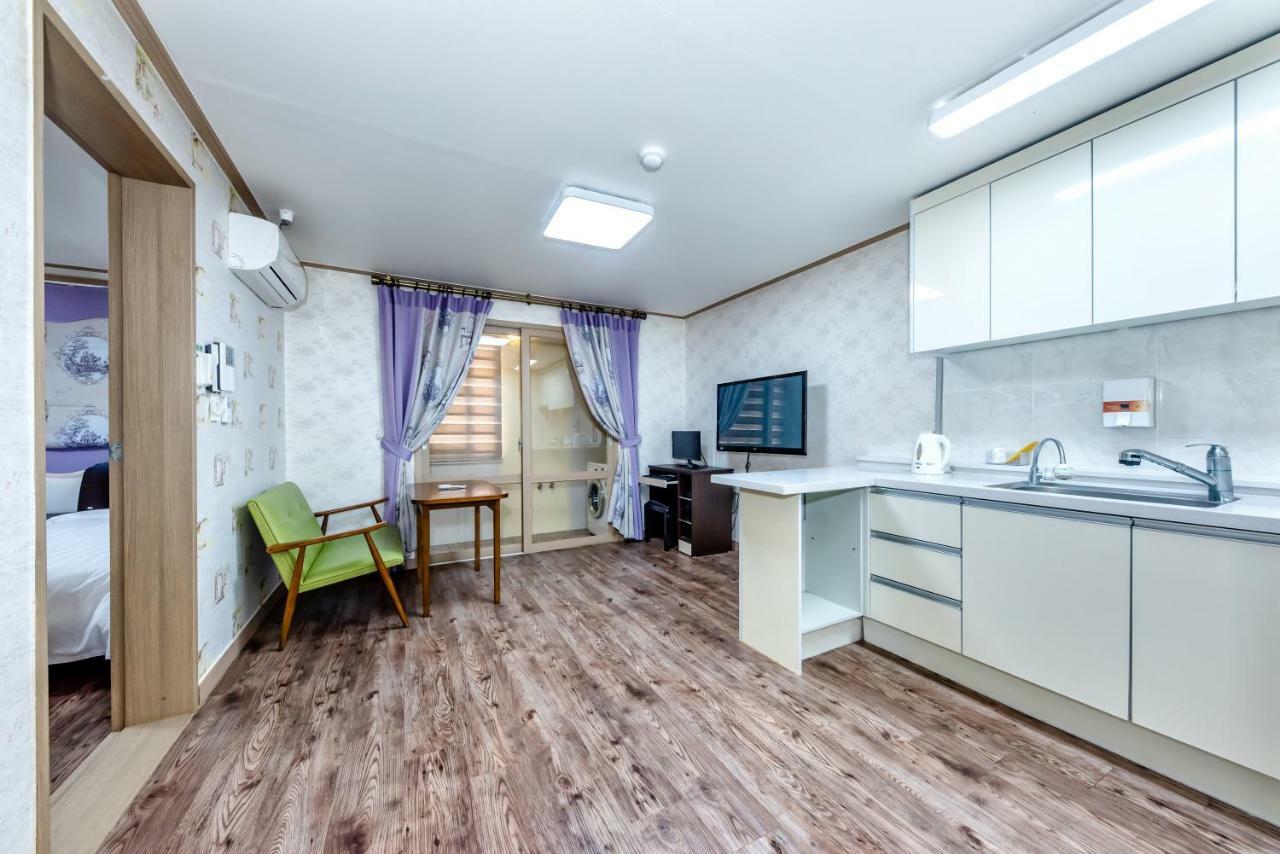 Tamragio Residence Hotel Чеджу Екстериор снимка
