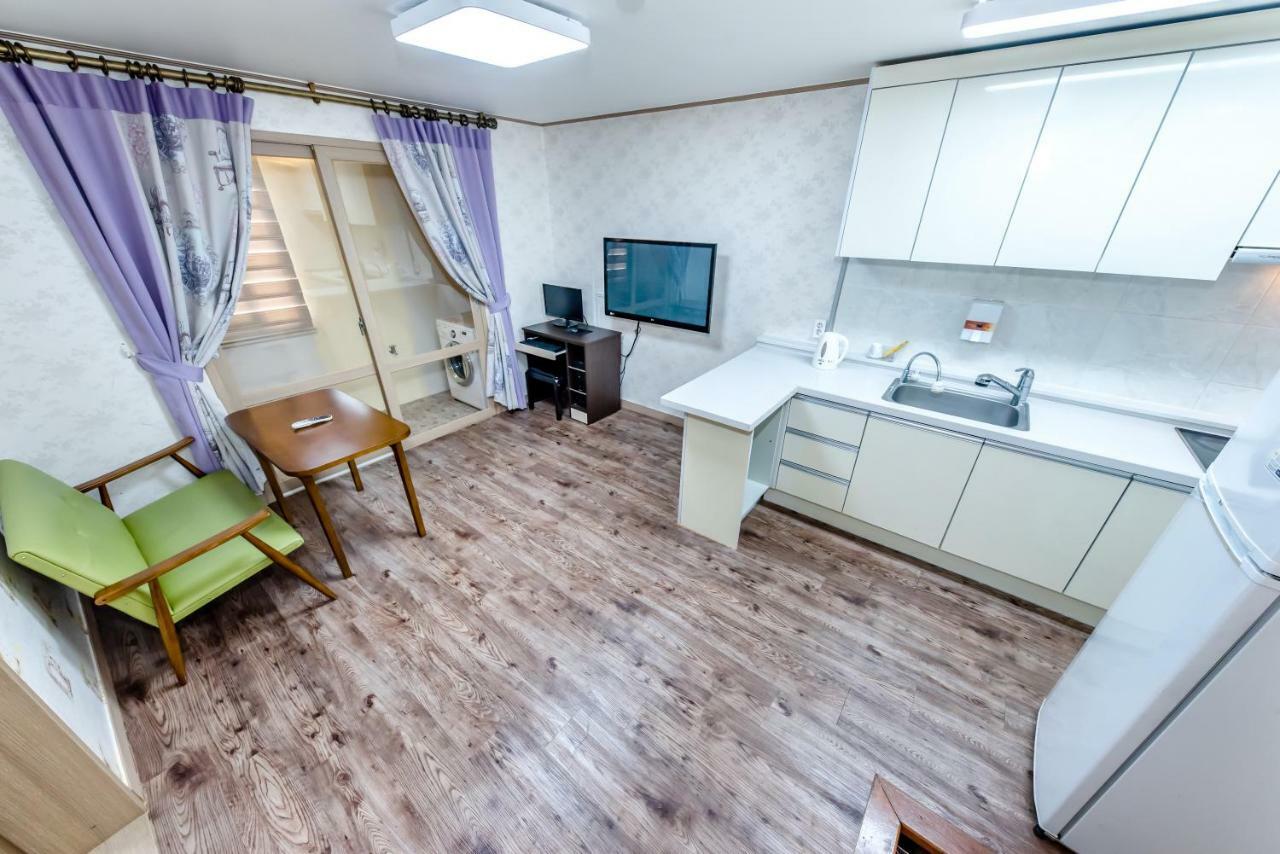 Tamragio Residence Hotel Чеджу Екстериор снимка