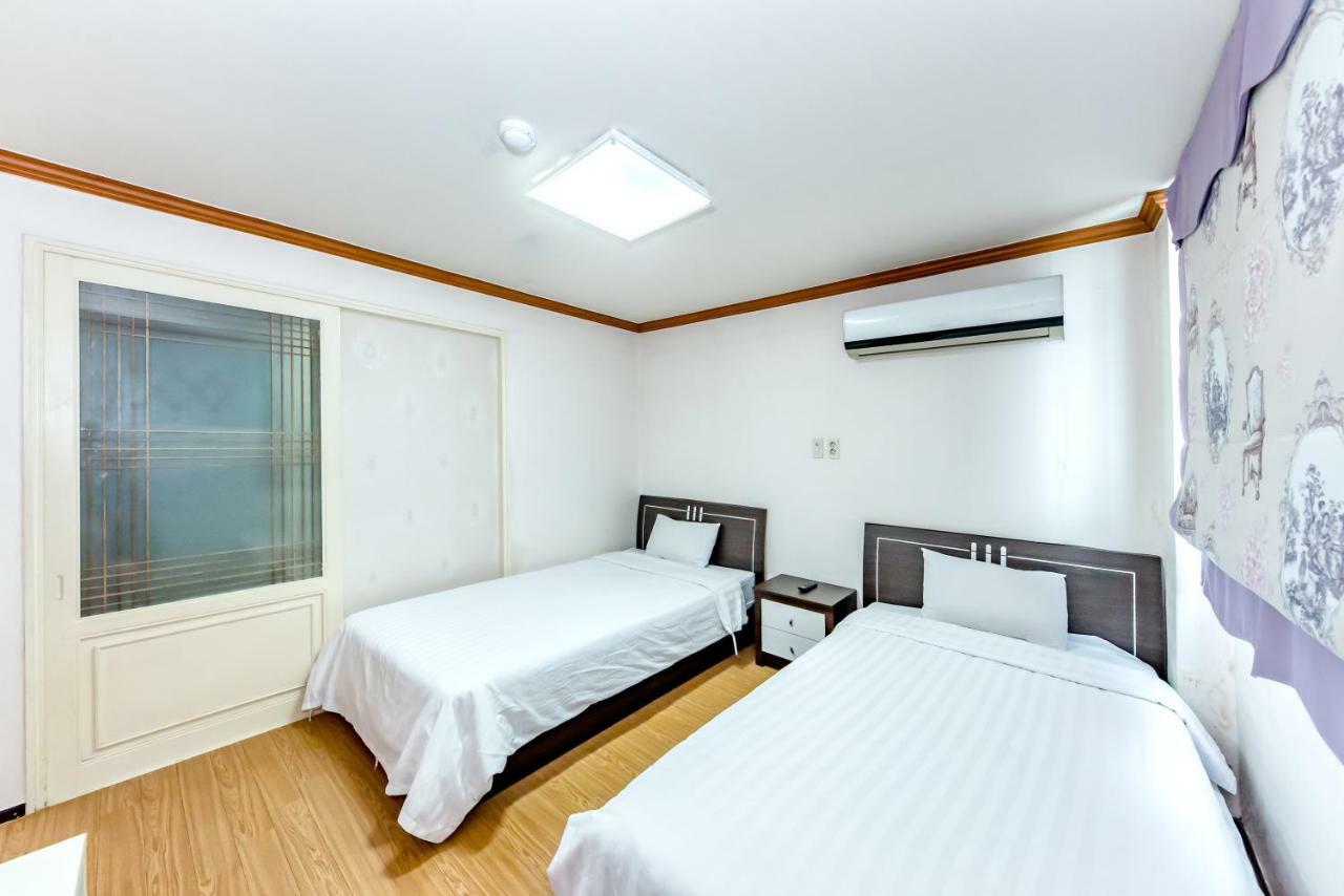 Tamragio Residence Hotel Чеджу Екстериор снимка