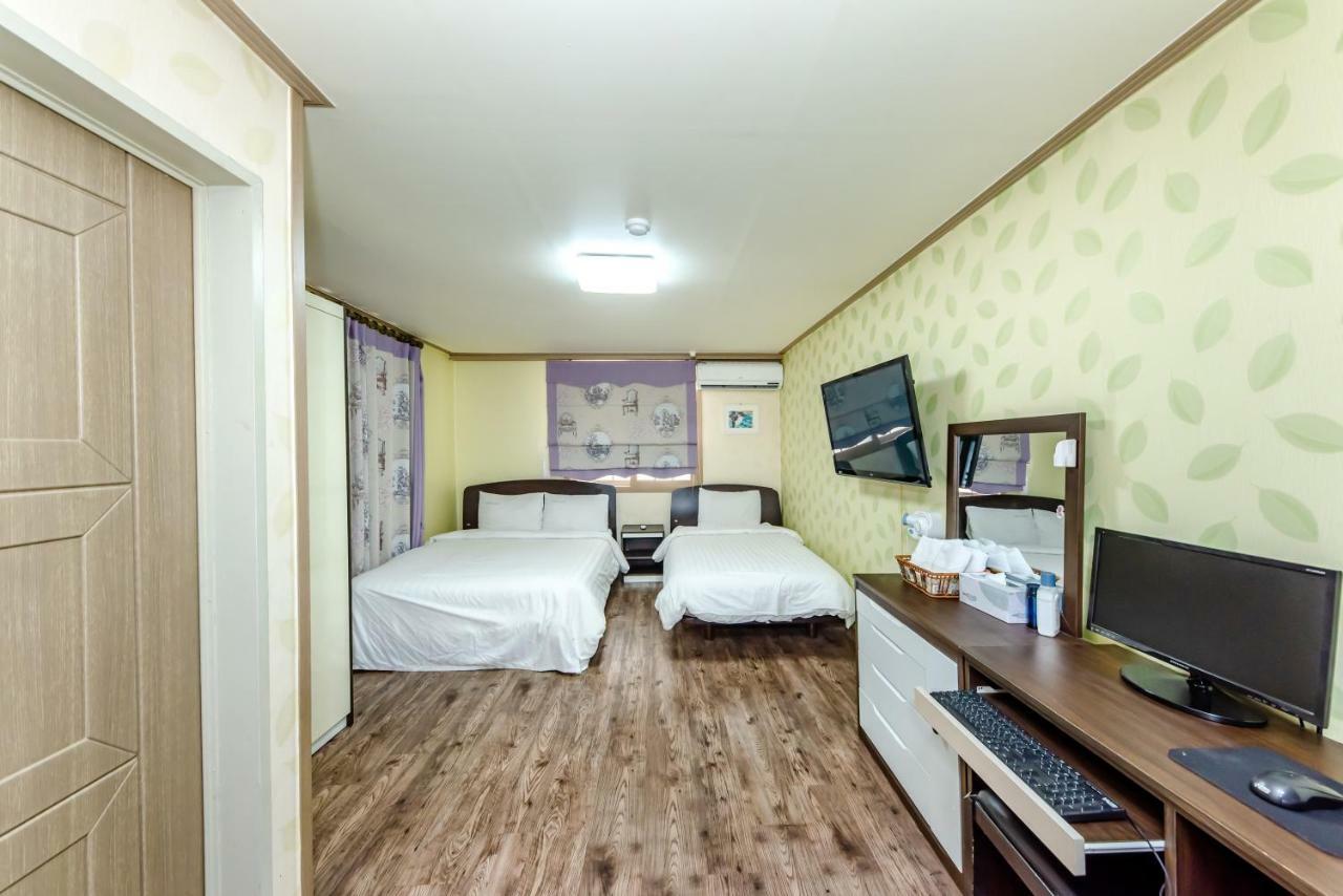 Tamragio Residence Hotel Чеджу Екстериор снимка