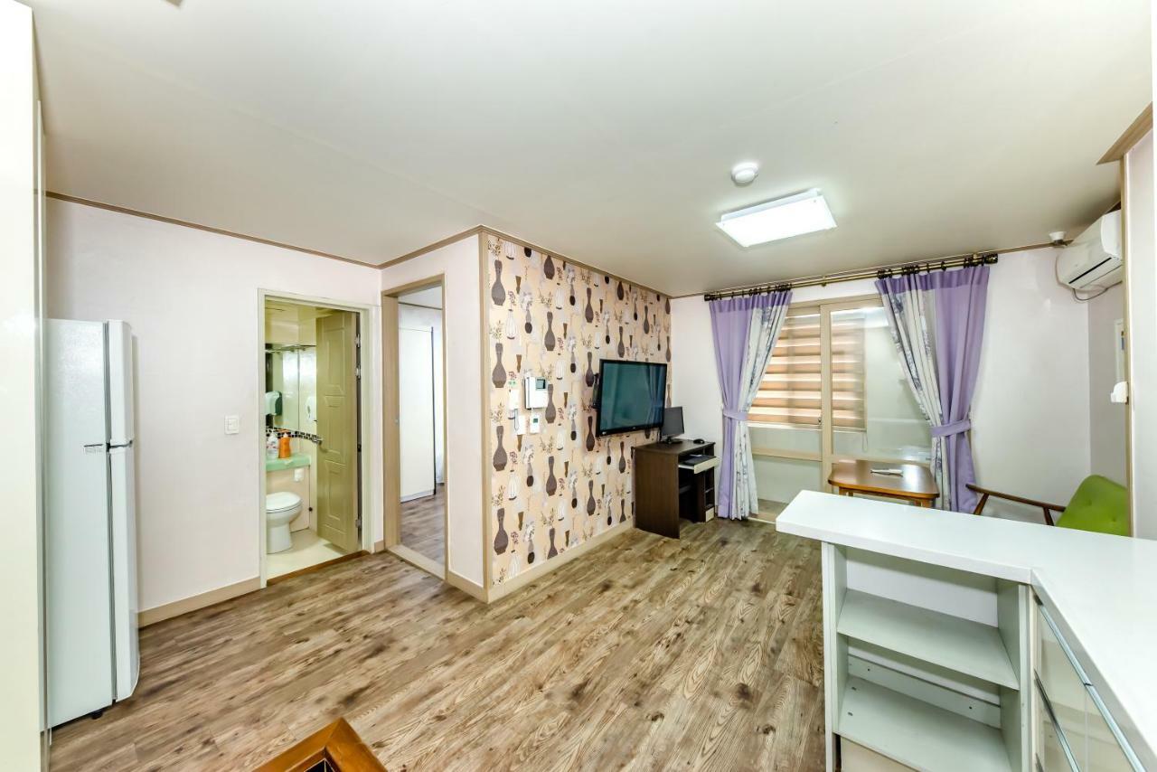 Tamragio Residence Hotel Чеджу Екстериор снимка