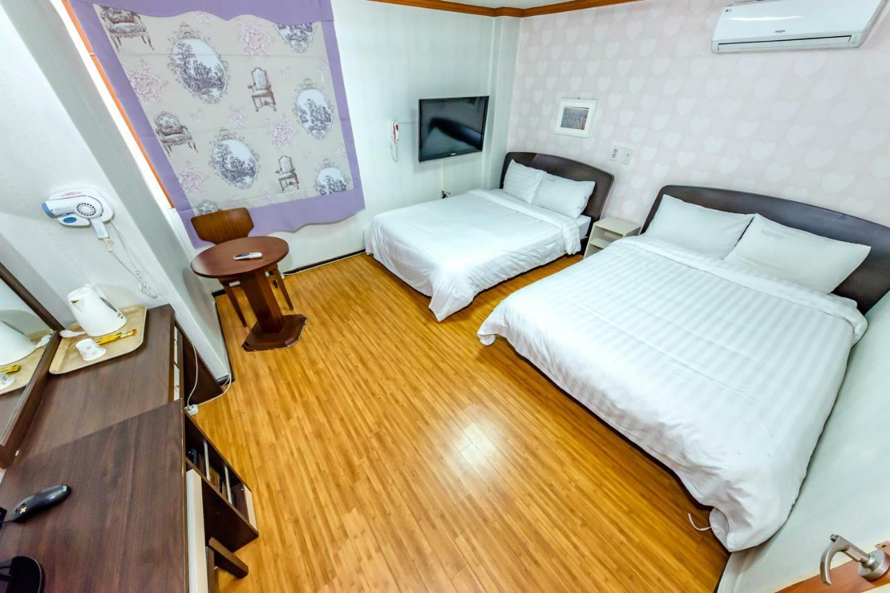 Tamragio Residence Hotel Чеджу Екстериор снимка