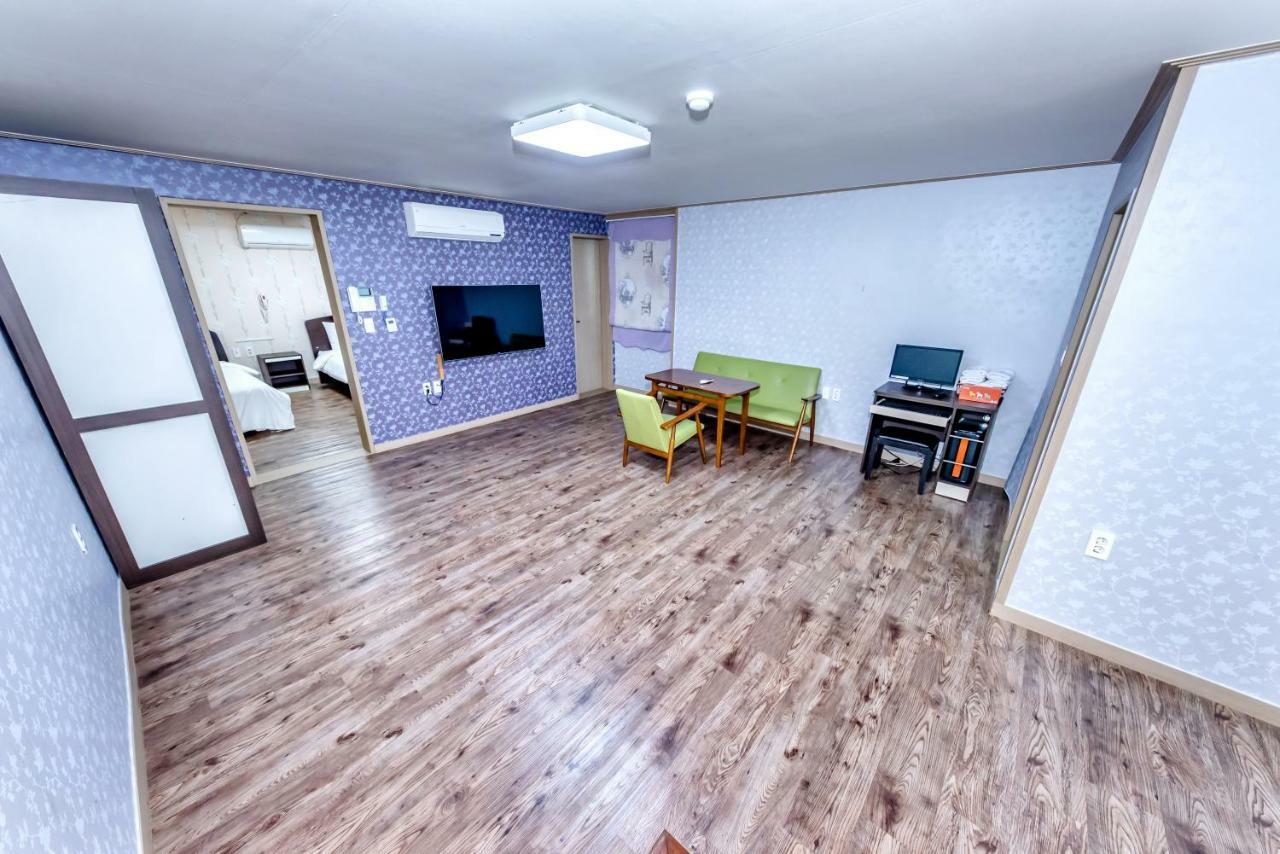 Tamragio Residence Hotel Чеджу Екстериор снимка