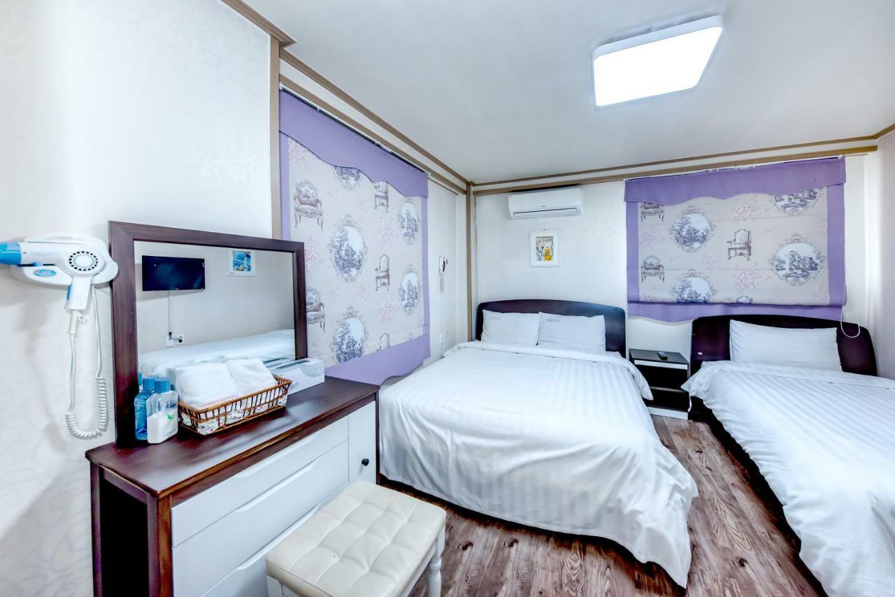 Tamragio Residence Hotel Чеджу Екстериор снимка