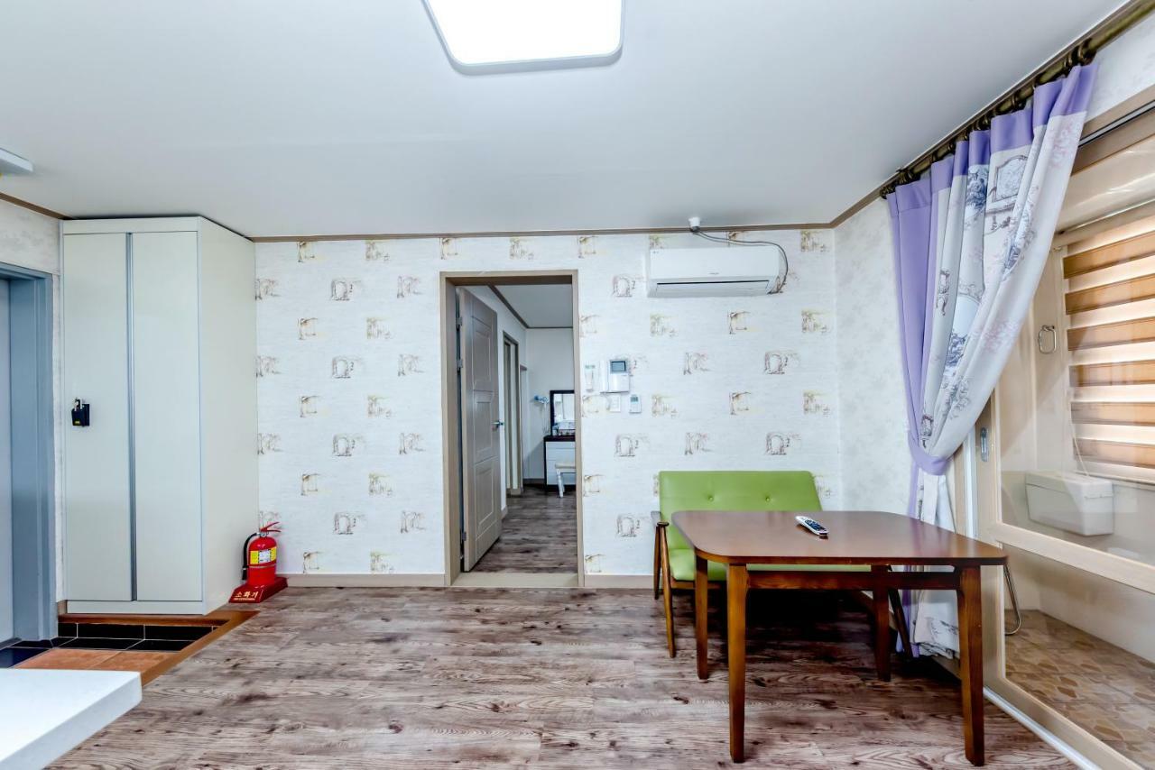 Tamragio Residence Hotel Чеджу Екстериор снимка