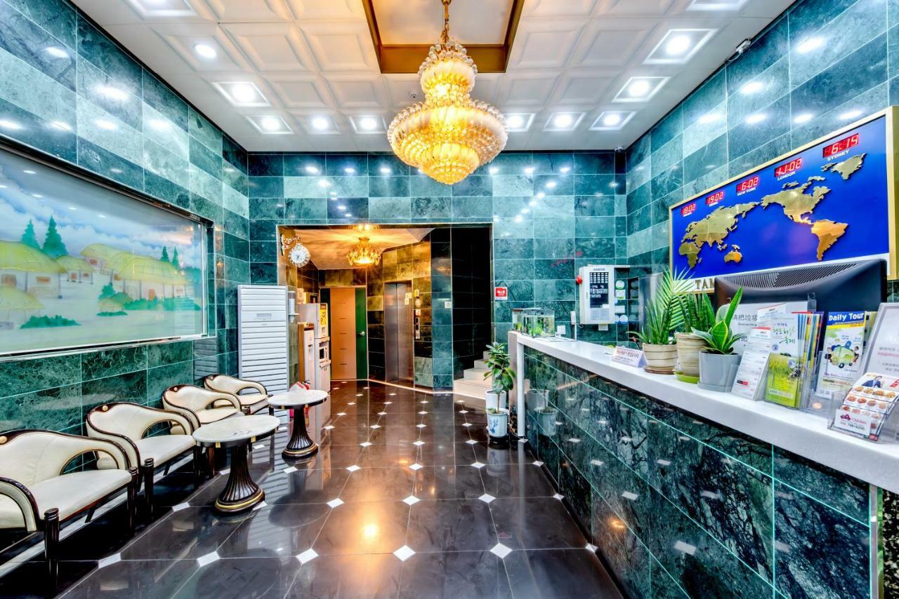 Tamragio Residence Hotel Чеджу Екстериор снимка